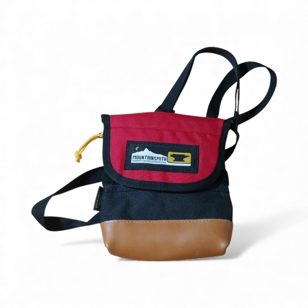 2/$30 Mountainsmith Crossbody Bag‎